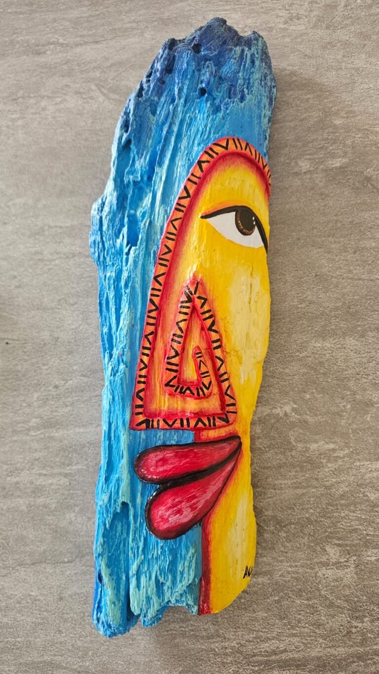 Driftwood & Decor